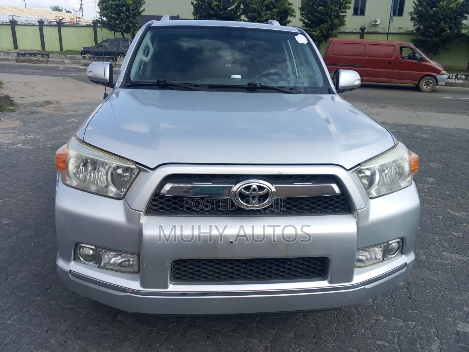 Toyota 4-Runner 2011 White