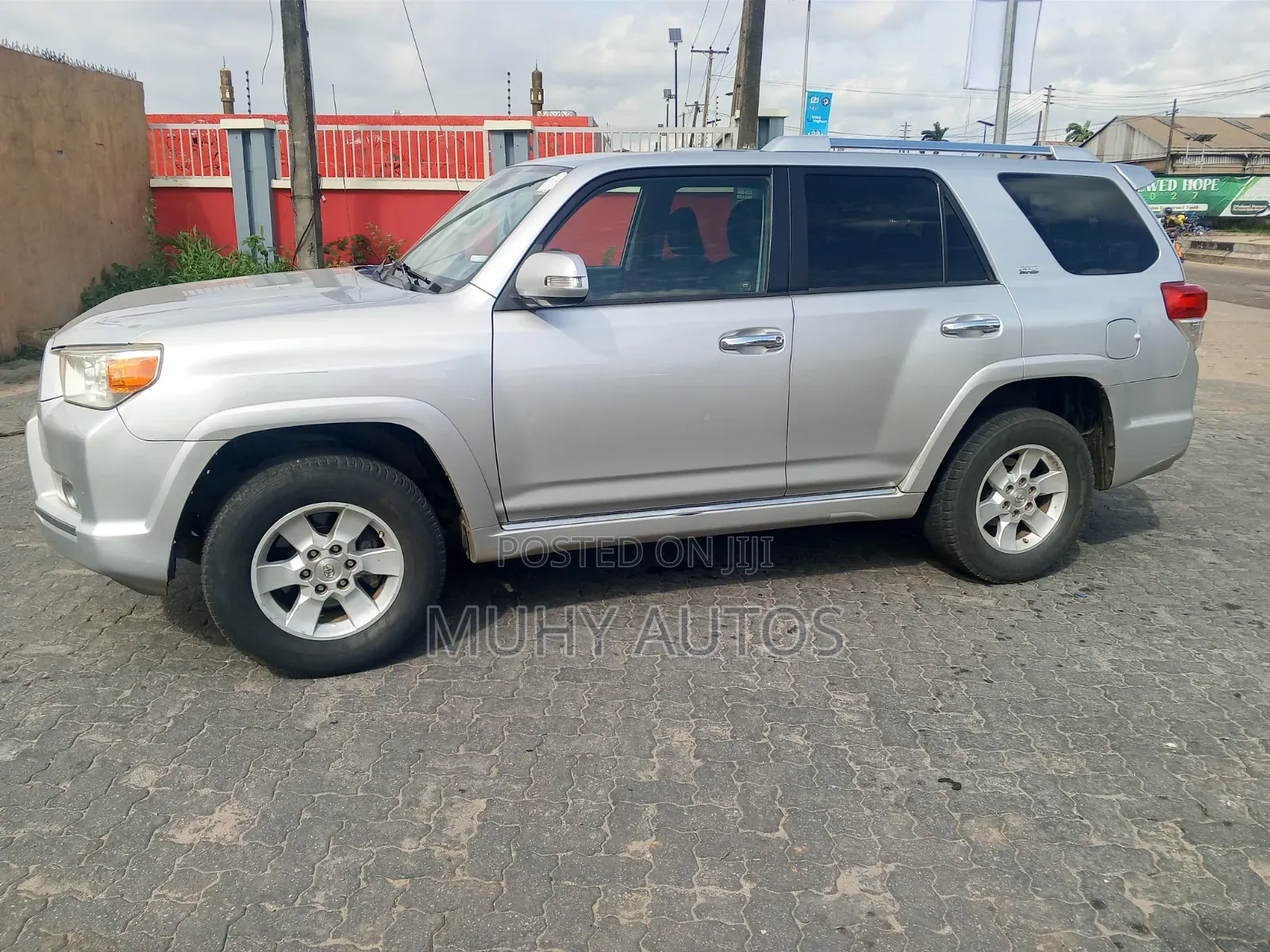 Toyota 4-Runner 2011 White