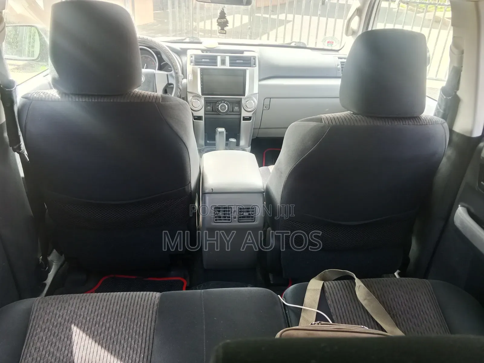 Toyota 4-Runner 2011 White
