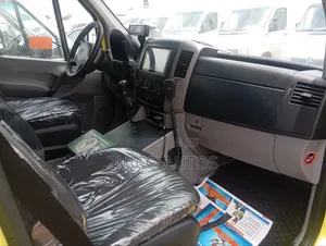 Mercedes-Benz Sprinter 2017 White