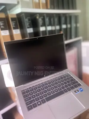 Laptop HP EliteBook 840 G9 16GB Intel Core i5 SSD 512GB