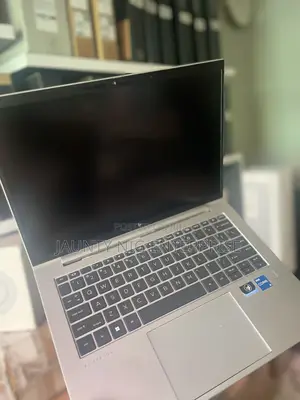 Laptop HP EliteBook 840 G9 16GB Intel Core i5 SSD 512GB