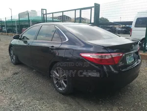 Toyota Camry SE 4dr Sedan (2.5L 4cyl 6A) 2017 Black