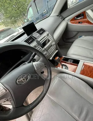 Toyota Camry 2011 Silver
