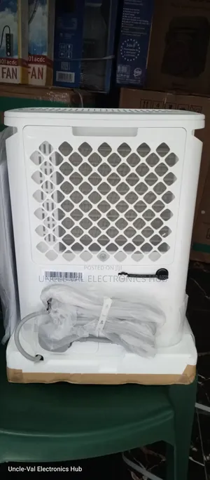 Maxi 12L Dehumidifier (Moisture Damage Preventer)