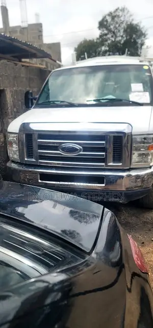 Ford E250 2013 White