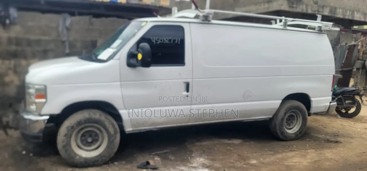 Ford E250 2013 White