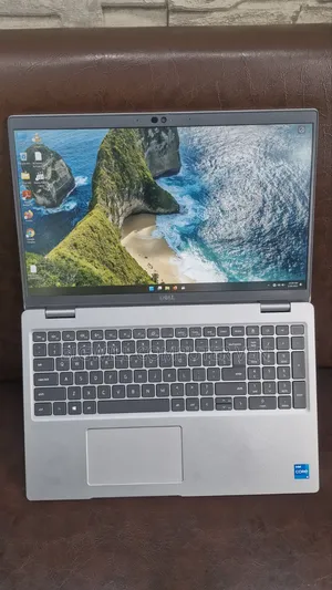 Laptop Dell Latitude 5520 8GB Intel Core i5 SSD 256GB