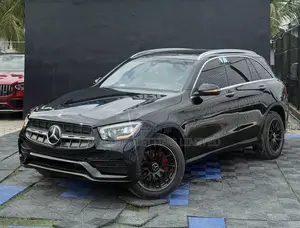 Mercedes-Benz GLC-Class 2017 Black