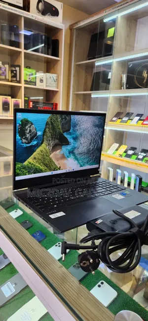 Laptop HP Victus 16 16GB Intel Core i7 SSD 1T