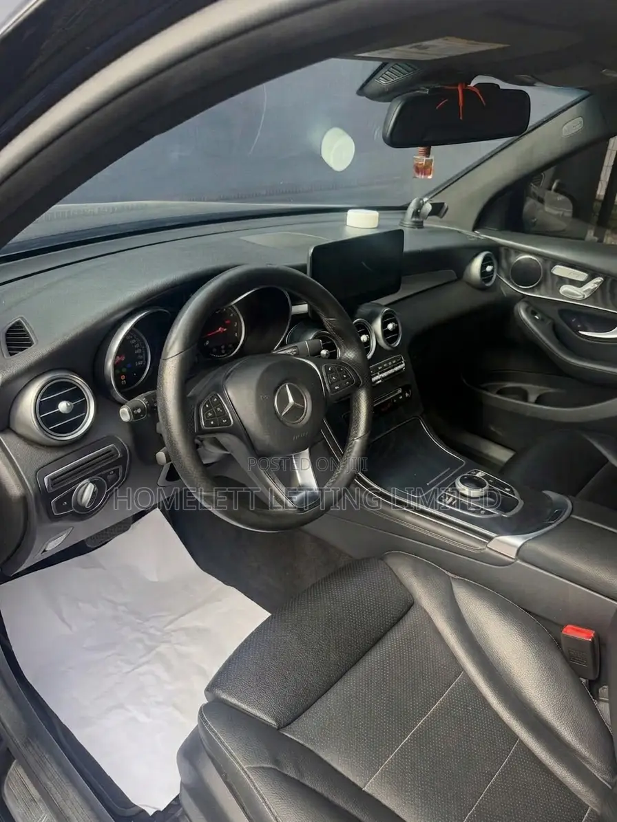 Mercedes-Benz GLC-Class 2017 Black