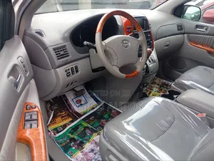 Toyota Sienna XLE Limited 2008 Silver