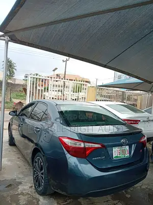 Toyota Corolla 2016 Gray