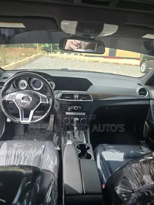 Mercedes-Benz C300 2014 Black