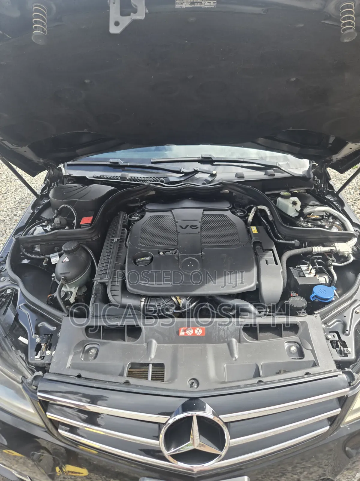 Mercedes-Benz C300 2014 Black
