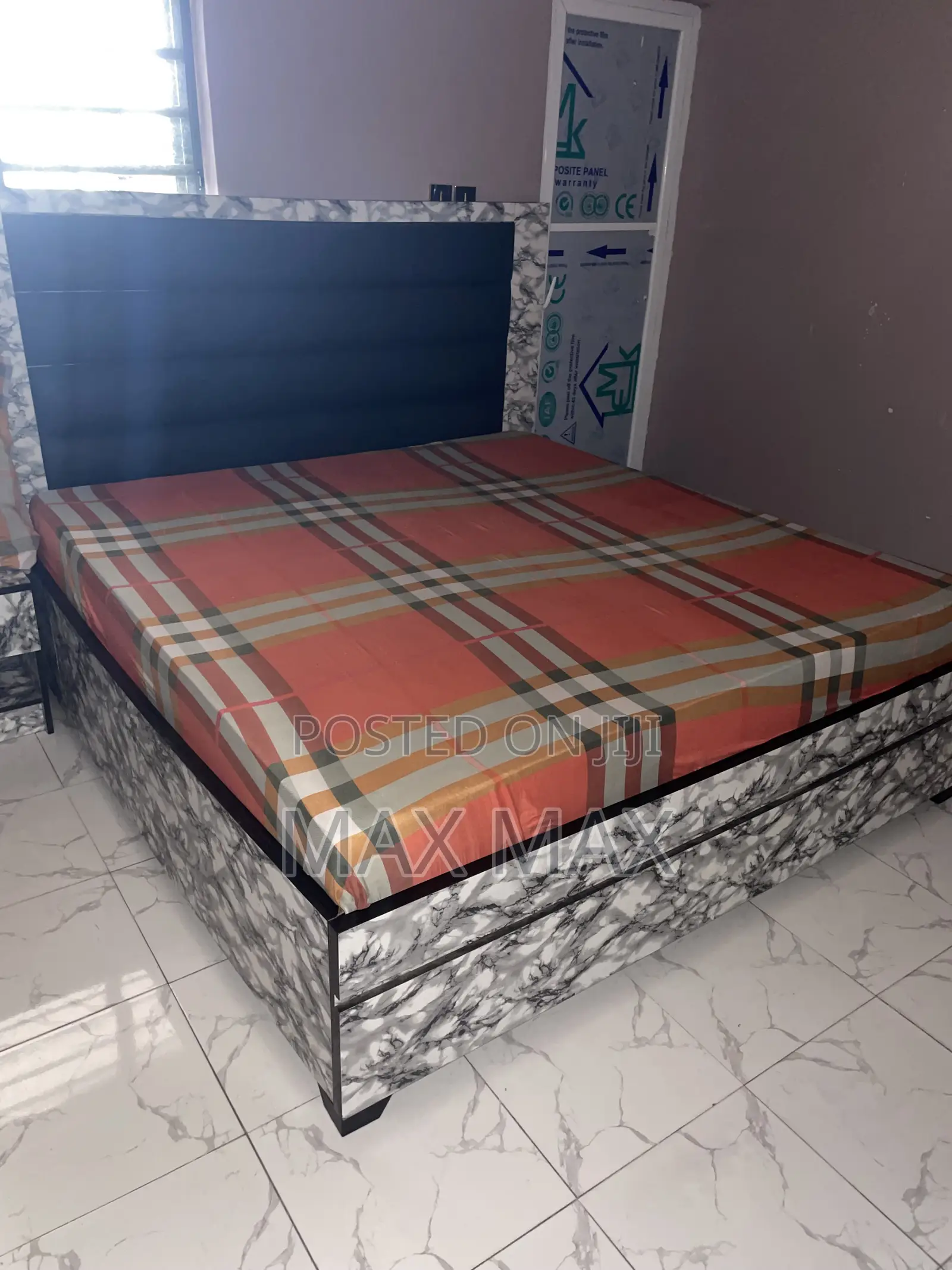 Bed Frame With 1 Side Drawer and Dressing Mirror Attached