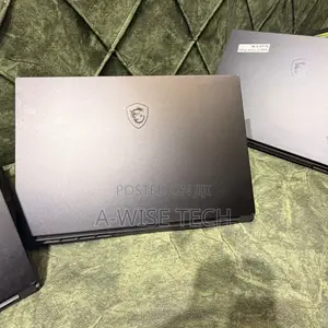 Laptop MSI GS66 Stealth 12UHS 16GB Intel Core i7 SSD 1T