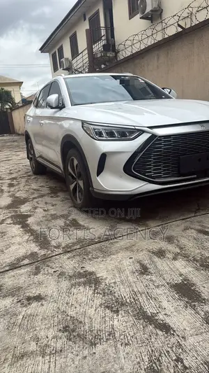 BYD Song Plus 2024 White
