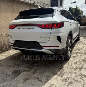 BYD Song Plus 2024 White