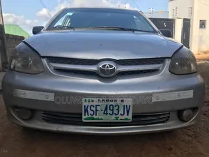 Toyota Echo 2004 Silver