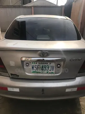 Toyota Echo 2004 Silver