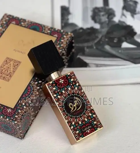 Lattafa Ajwad Eau De Parfum 60ml