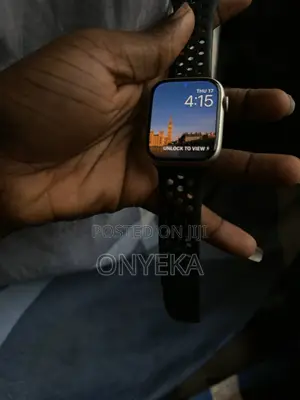 Apple Watch Series 8