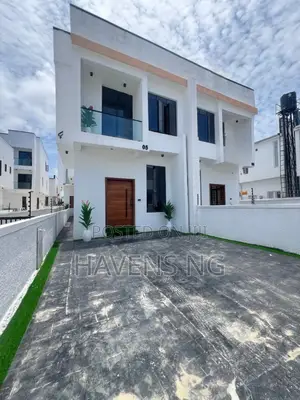 4bdrm Duplex in Ikota for sale