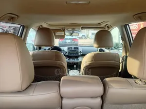 Toyota RAV4 2012 White