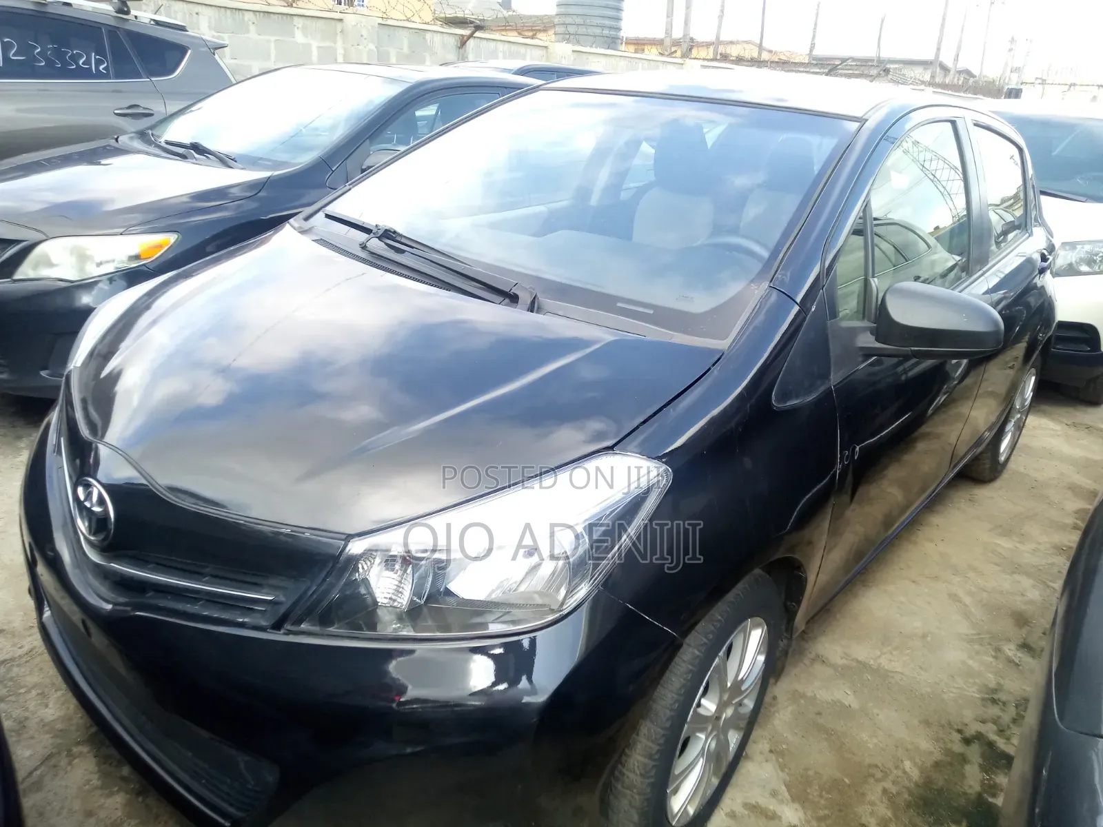Toyota Yaris 2012 Black