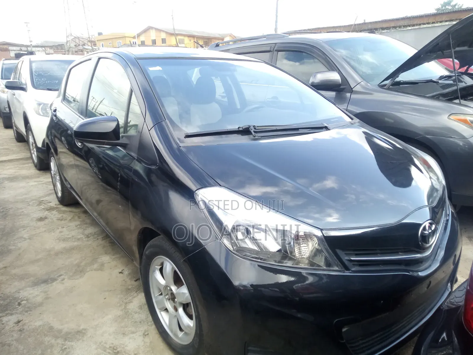 Toyota Yaris 2012 Black