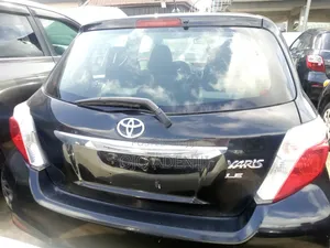 Toyota Yaris 2012 Black