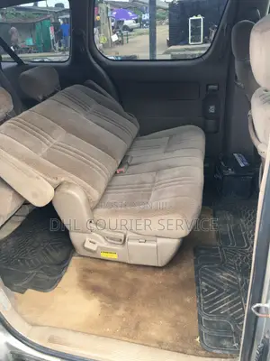 Toyota Sienna 2000 Silver