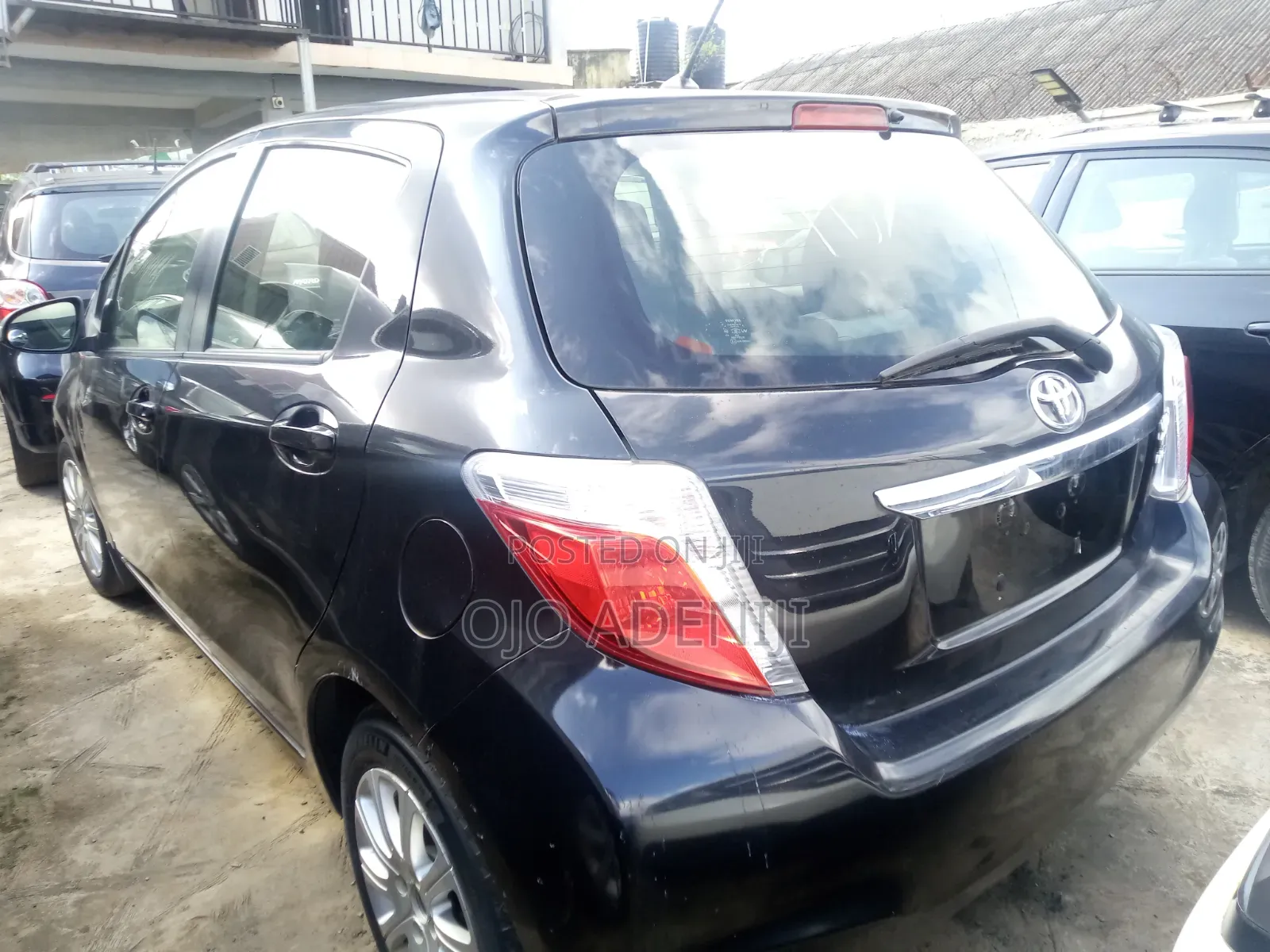 Toyota Yaris 2012 Black