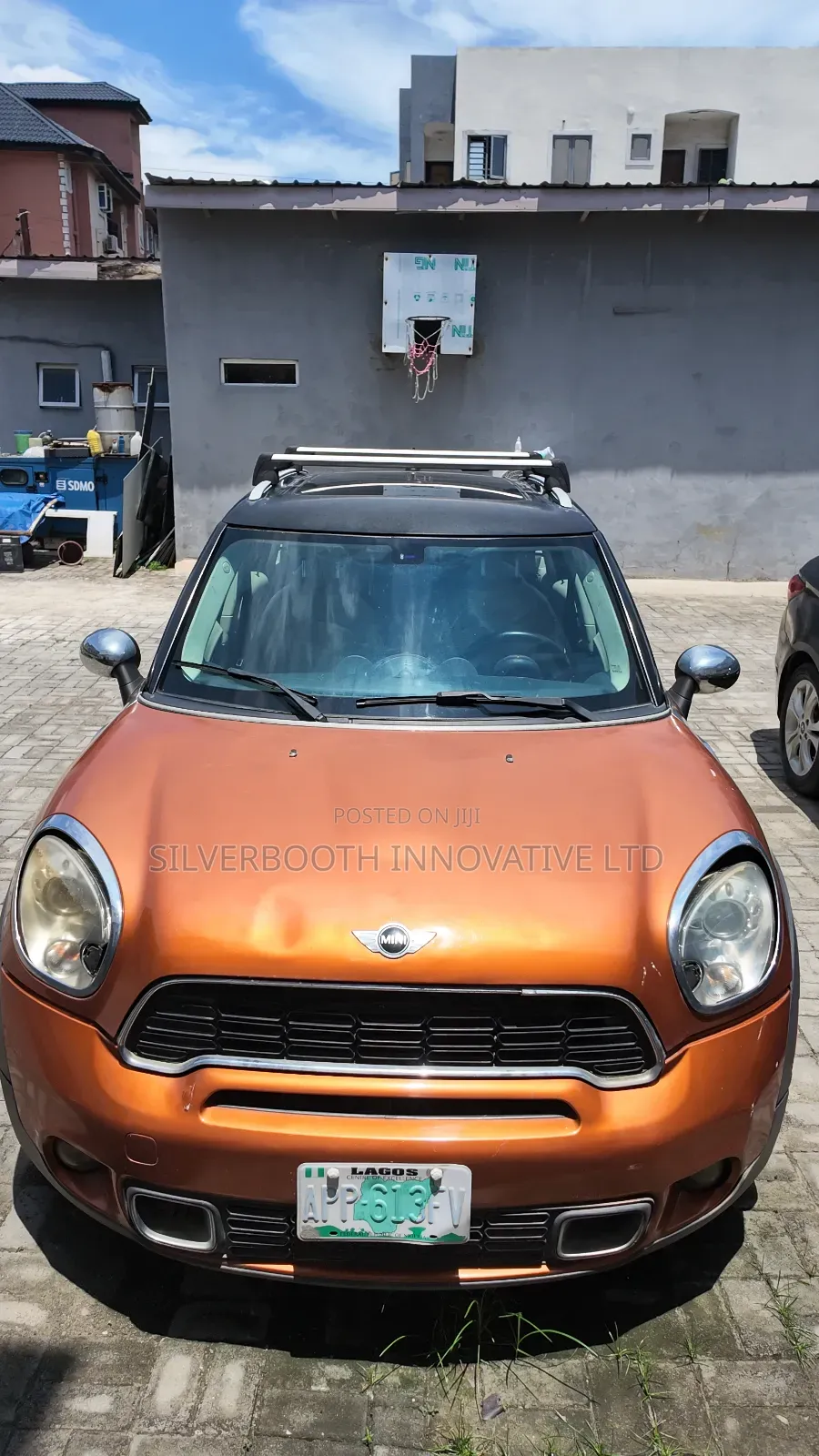 Mini Cooper 2013 Orange