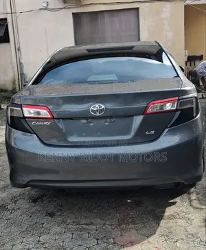 Toyota Camry 2014 Gray