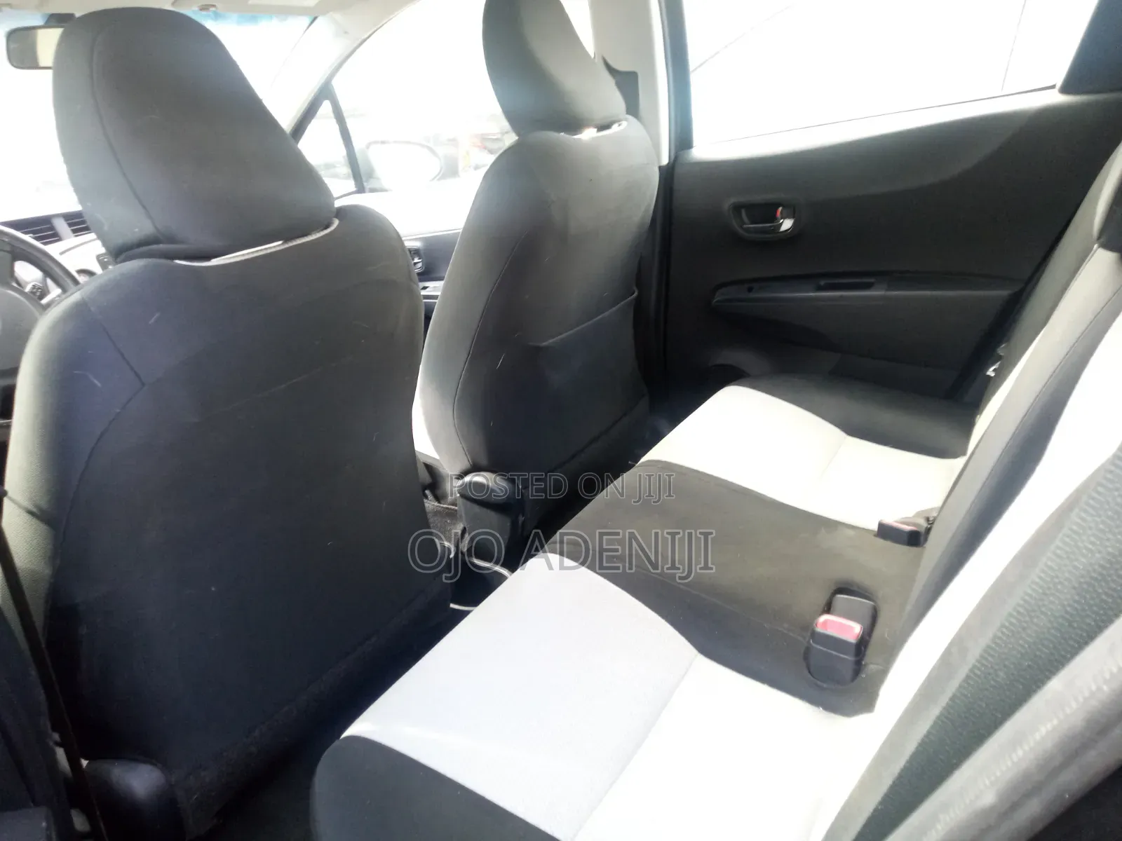 Toyota Yaris 2012 Black