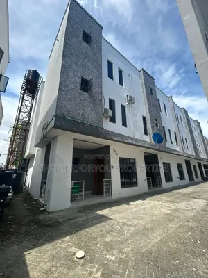 4bdrm Duplex in Ikota for sale