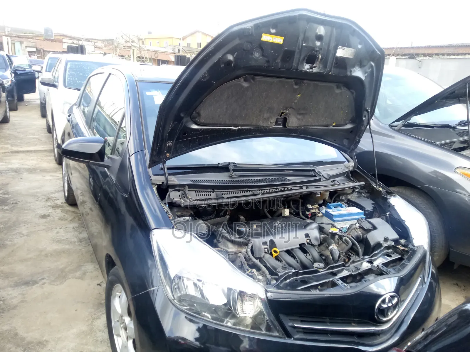 Toyota Yaris 2012 Black