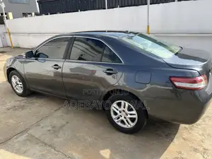Toyota Camry 2011 Gray