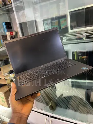 Laptop Dell Latitude 7420 16GB Intel Core i7 SSD 512GB