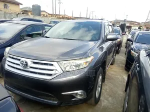 Toyota Highlander 2013 Gray