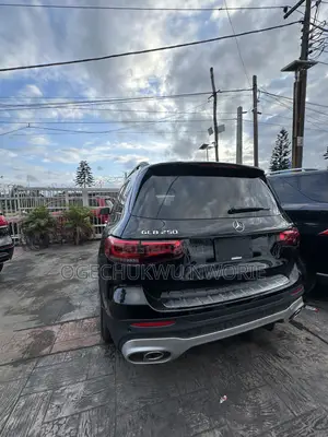 Mercedes-Benz GLB-Class GLB 250 4MATIC 2022 Black