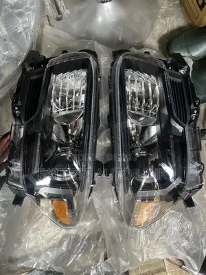 Headlamp Tacoma 018