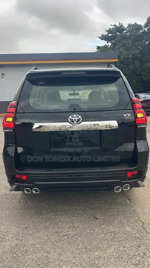 Toyota Land Cruiser Prado 2.7 2019 Black
