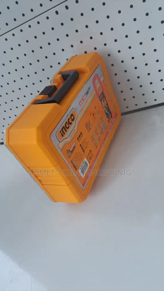INGCO High-Current AC/DC Digital Clamp Multimeter 1000A