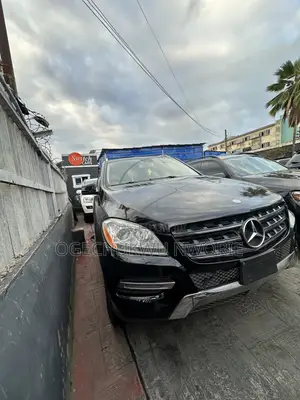 Mercedes-Benz M Class ML 350 4Matic 2012 Black