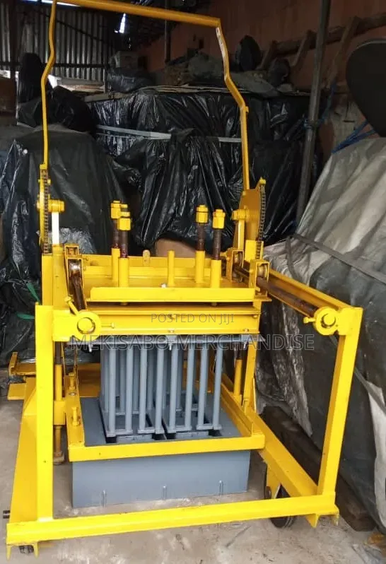 Concrete Block Making Machine