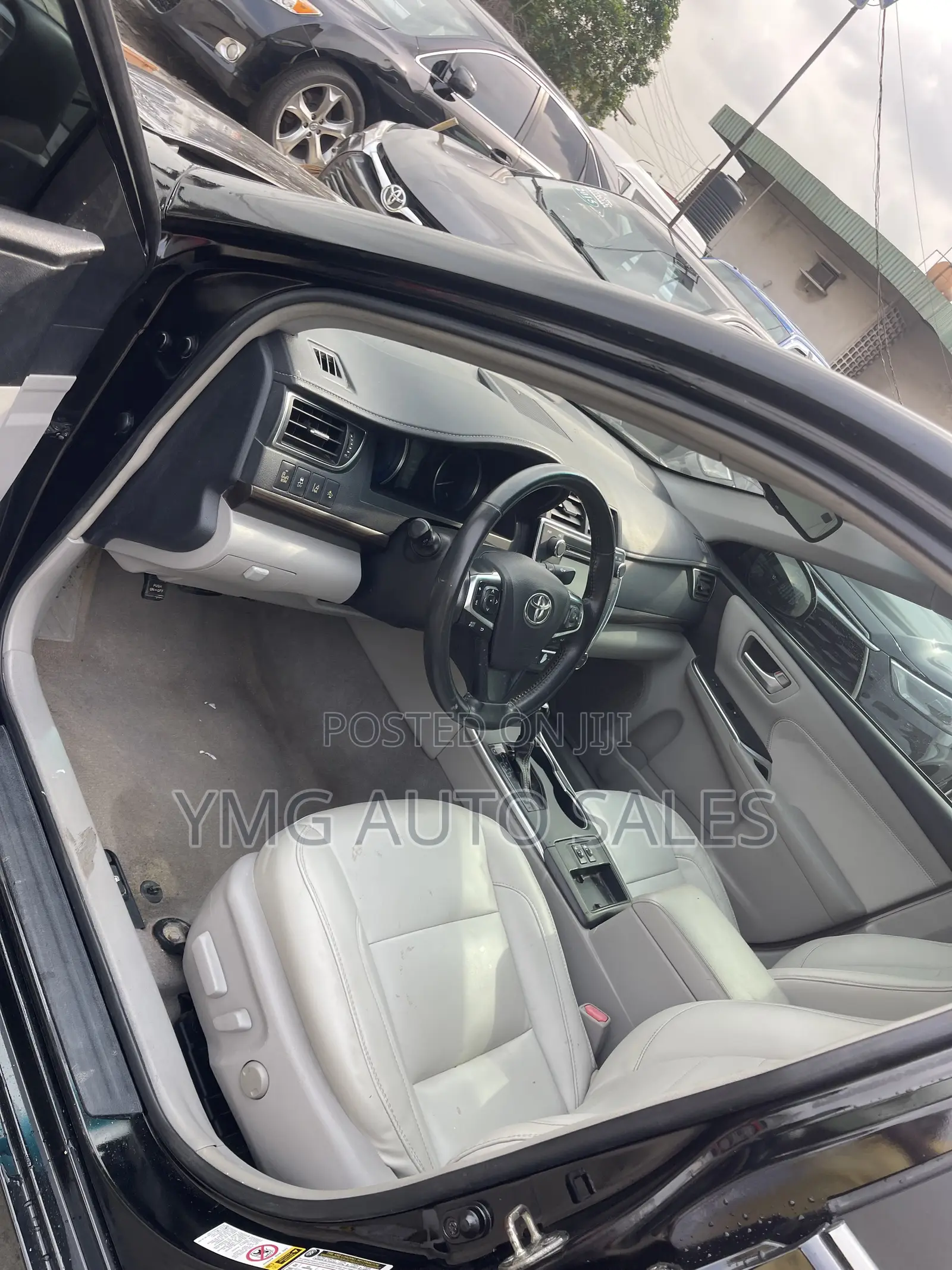 Toyota Camry XLE 4dr Sedan (2.5L 4cyl 6A) 2017 Black