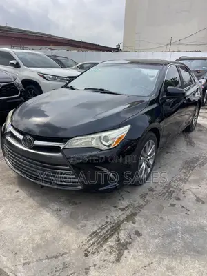 Toyota Camry XLE 4dr Sedan (3.5L 6cyl 6A) 2017 Black